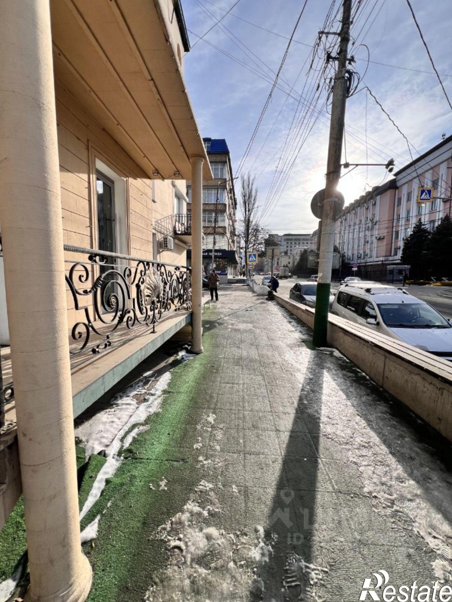 Купить помещение свободного назначения за 28 000 000 рублей на ул Дахадаева, 9