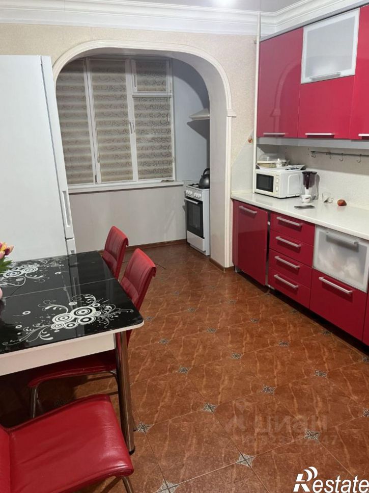 3-комн квартира ул Зои Космодемьянской, 60,  д. 60