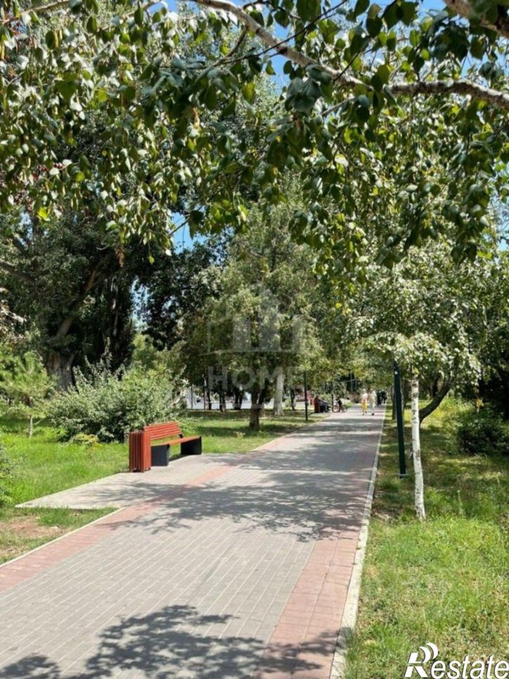 3-комн квартира улица Дзержинского, 6,  д. 6