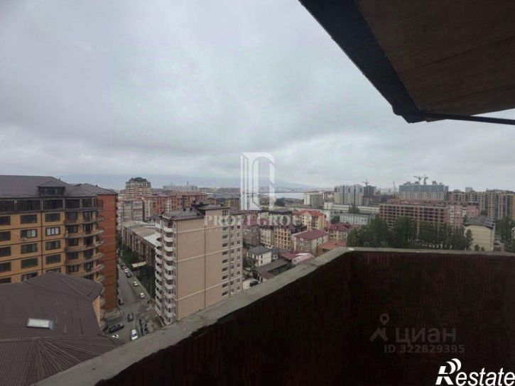 3-комн квартира улица Гапцахская 2-й тупик, 11,  д. 11