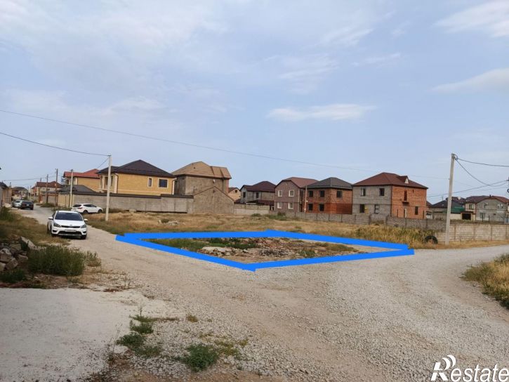 Земельный участок