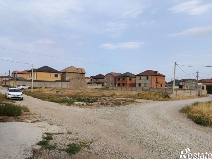 Земельный участок