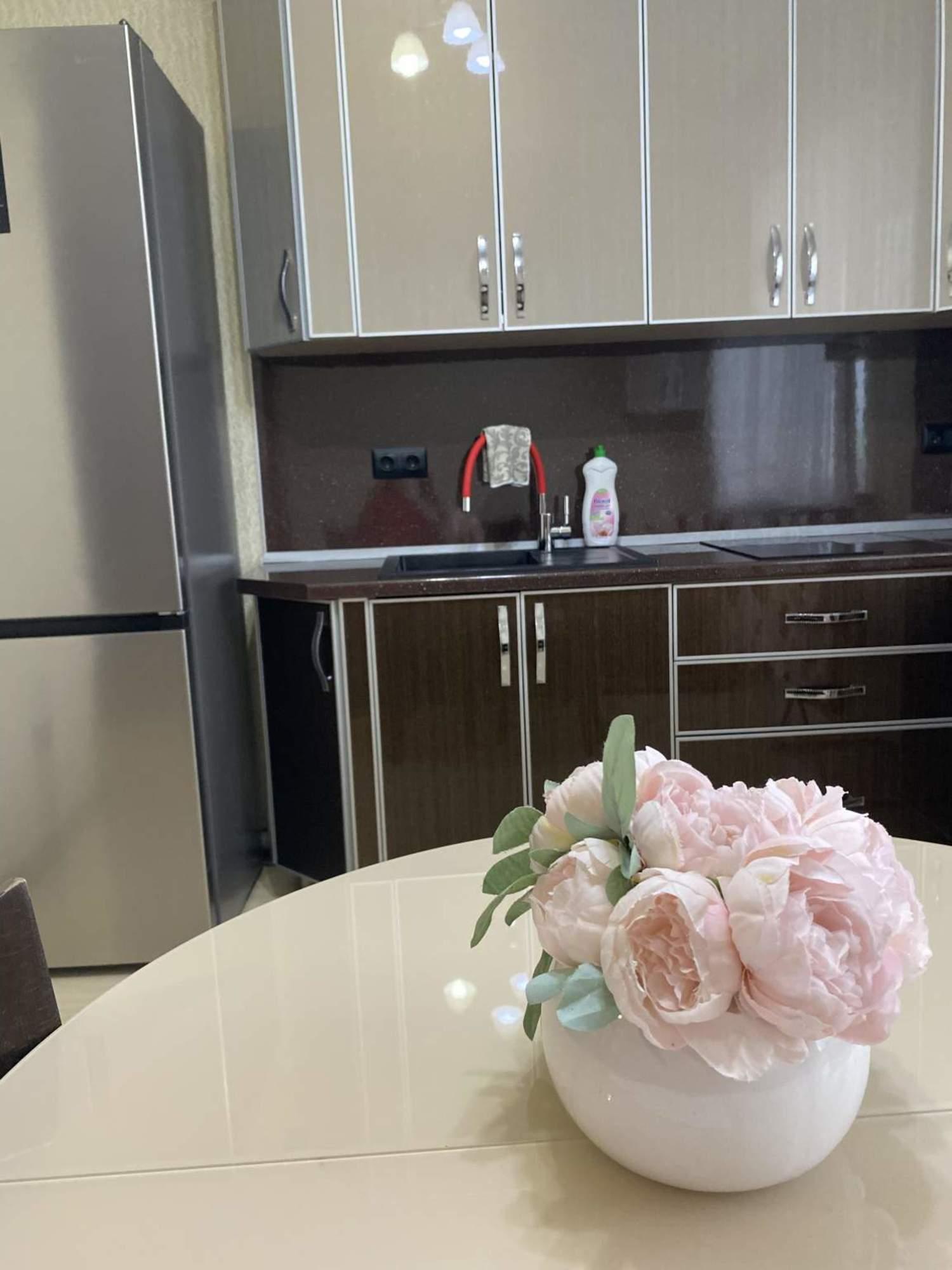 Сдать квартиру за 36 000 рублей на Времена года улица, д.15