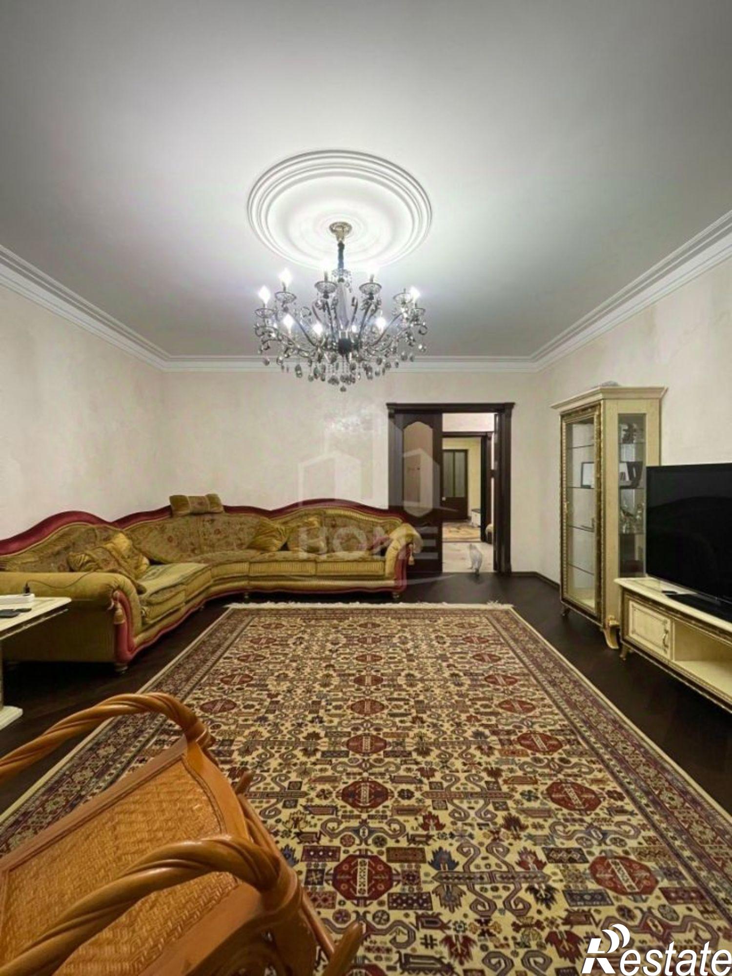 Сдать квартиру за 80 000 рублей на проспект Расула Гамзатова, 49/2