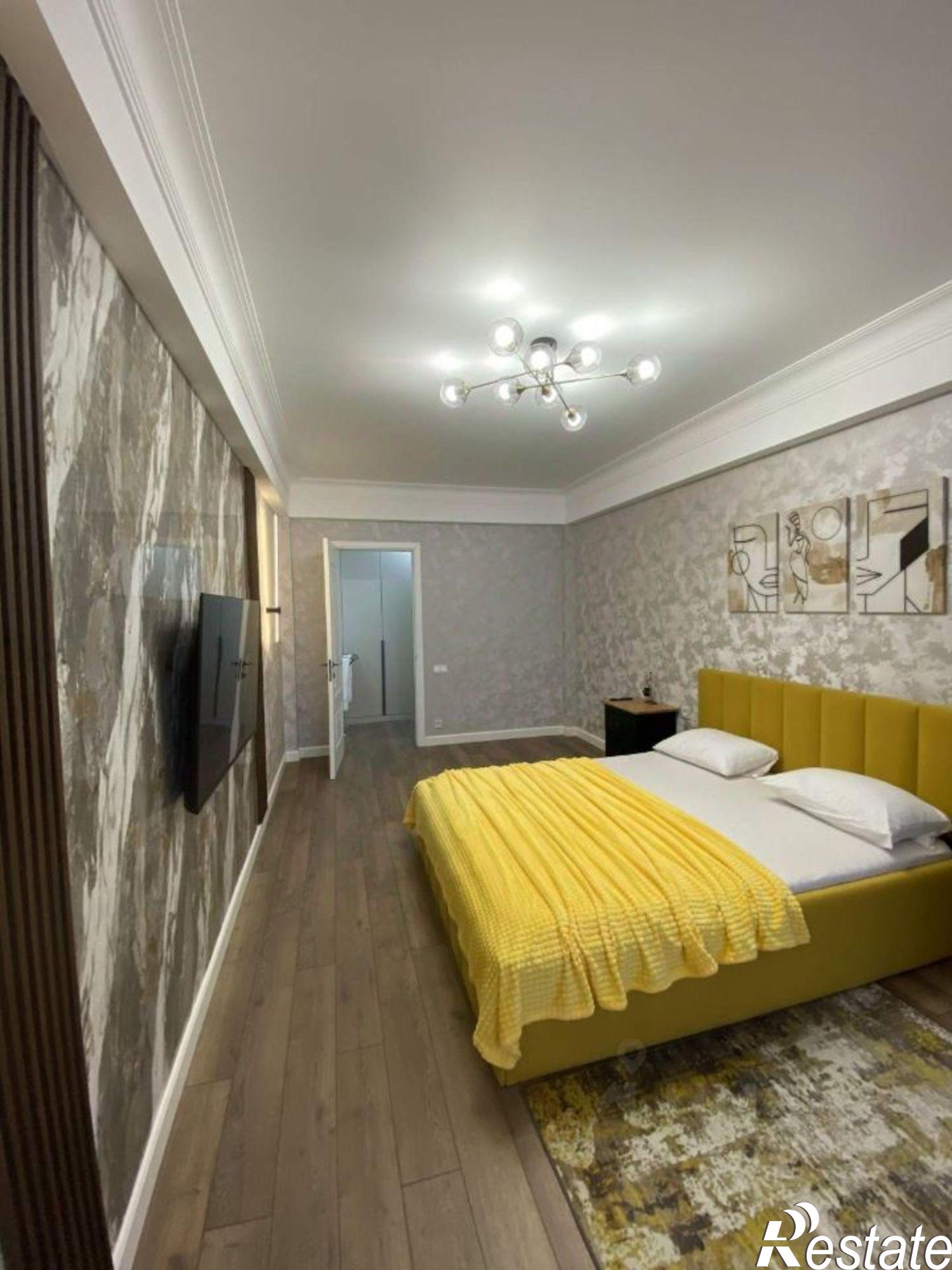 Сдать квартиру за 56 000 рублей на ул Тулпара Мусалаева, 14