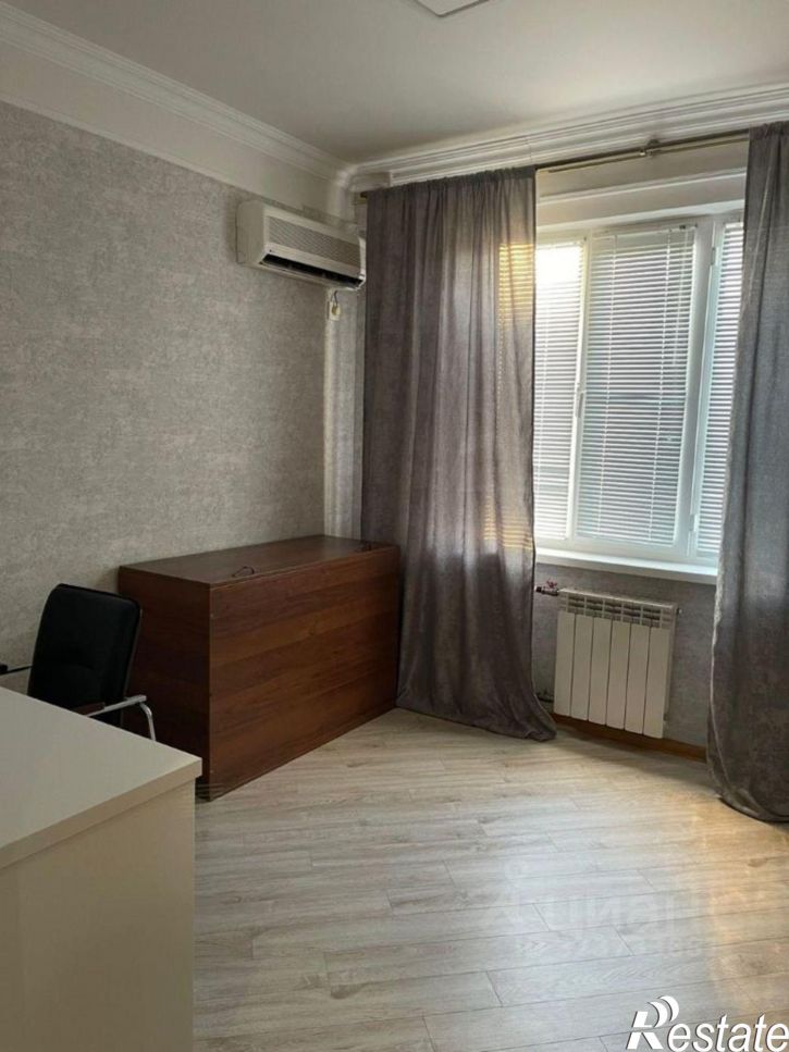 3-комн квартира проспект Имама Шамиля, 54А,  д. 54А