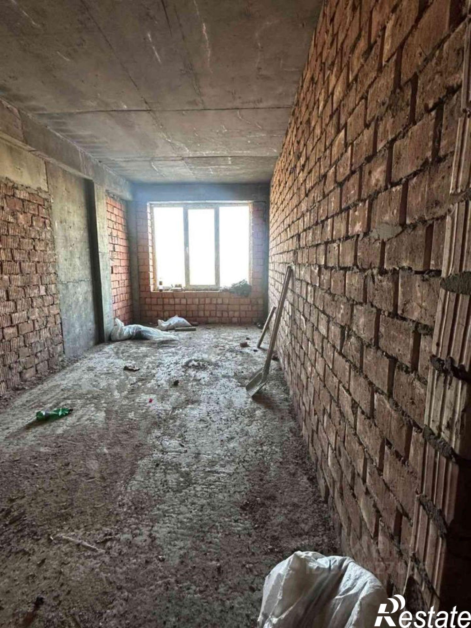 Купить квартиру за 5 980 000 рублей на проспект Насрутдинова, 254