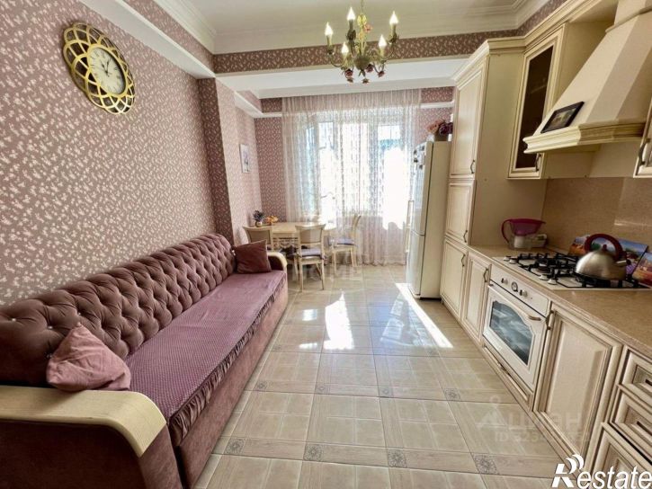 2-комн квартира улица Лизы Чайкиной, 52Г,  д. 52Г