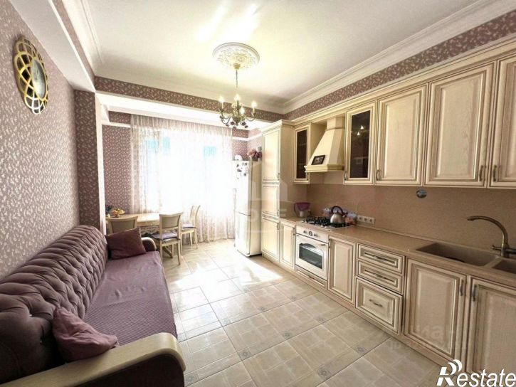 2-комн квартира улица Лизы Чайкиной, 52Г,  д. 52Г