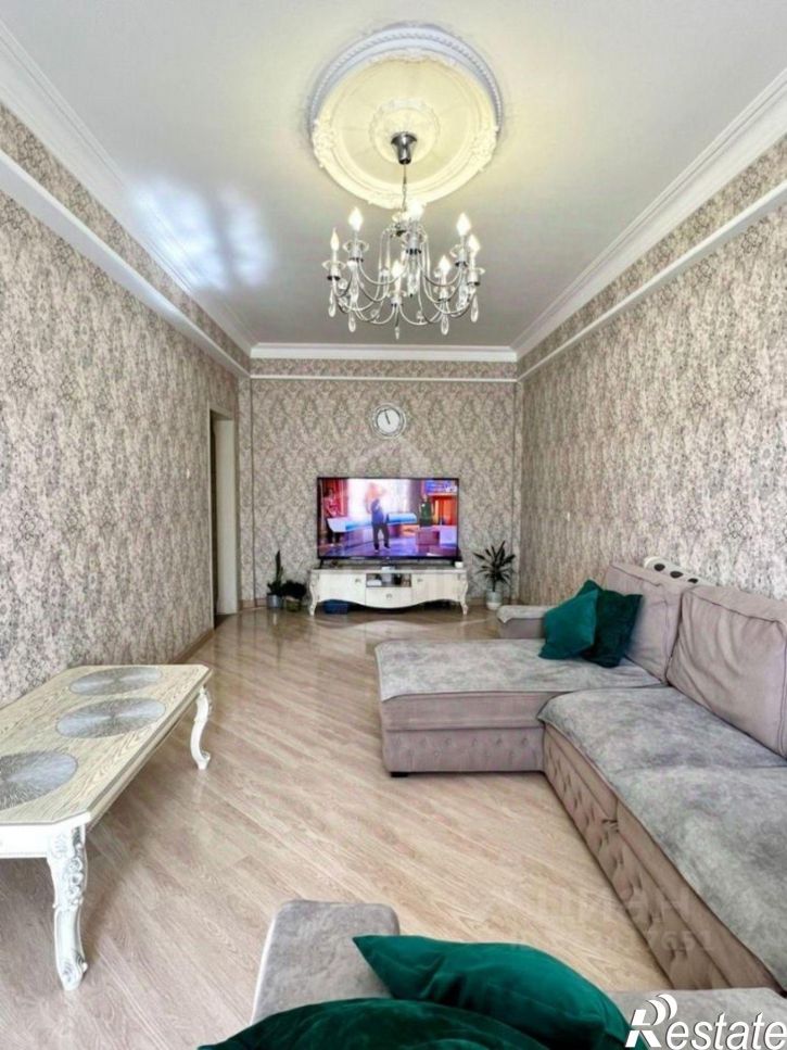 2-комн квартира улица Лизы Чайкиной, 52Г,  д. 52Г