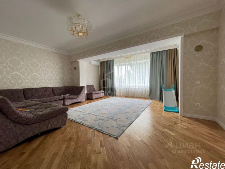 3-комн квартира улица Ушакова, 7,  д. 7