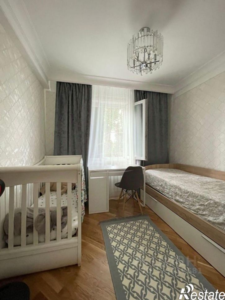 3-комн квартира улица Ушакова, 7,  д. 7