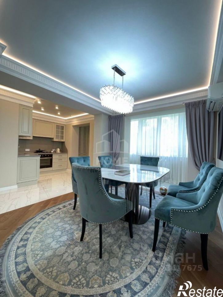 4-комн квартира проспект Гамидова, 77А,  д. 77А