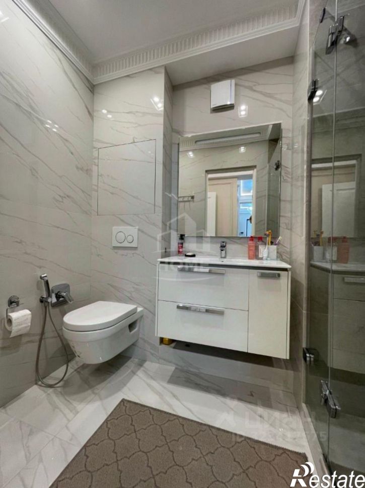 4-комн квартира проспект Гамидова, 77А,  д. 77А