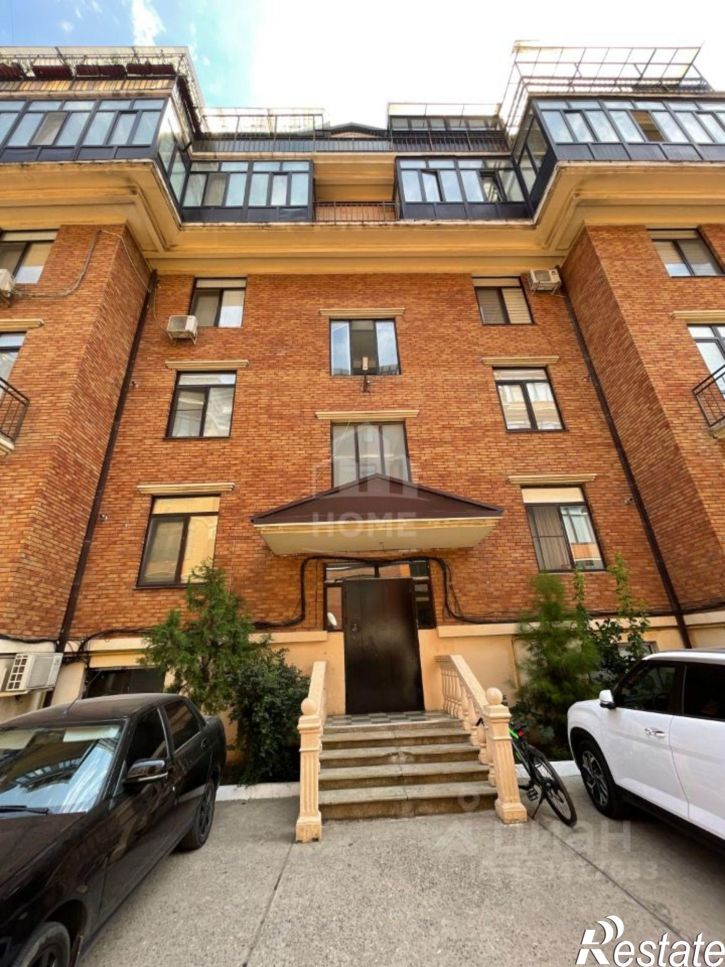 5-комн квартира ул Рустамова, 64,  д. 64