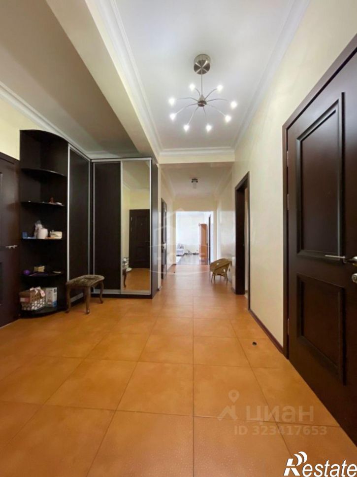 5-комн квартира ул Рустамова, 64,  д. 64