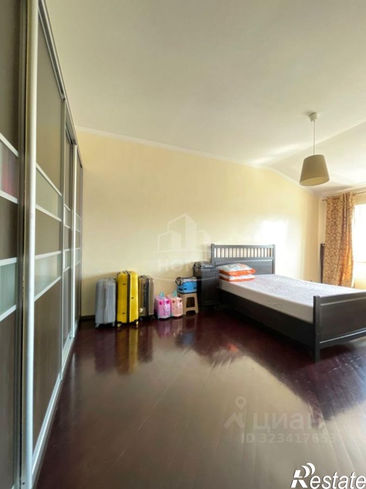 5-комн квартира ул Рустамова, 64,  д. 64