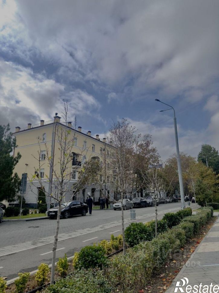 4-комн квартира улица Коркмасова, 6,  д. 6