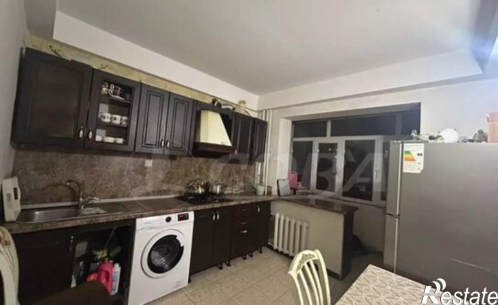 4-комн квартира улица Богатырёва, 11А,  д. 11А