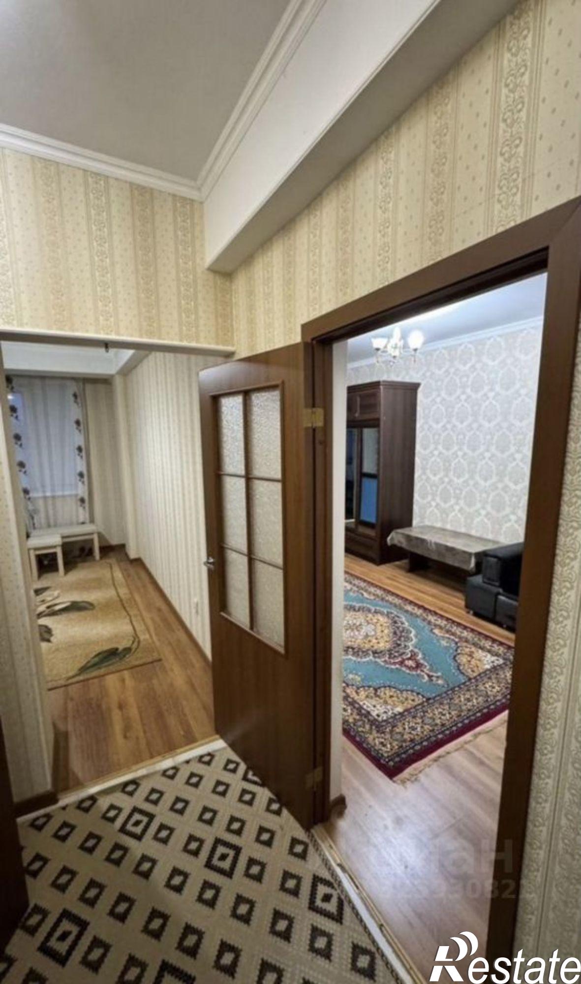 Сдать квартиру за 33 000 рублей на улица Хаджи Булача, 17Д