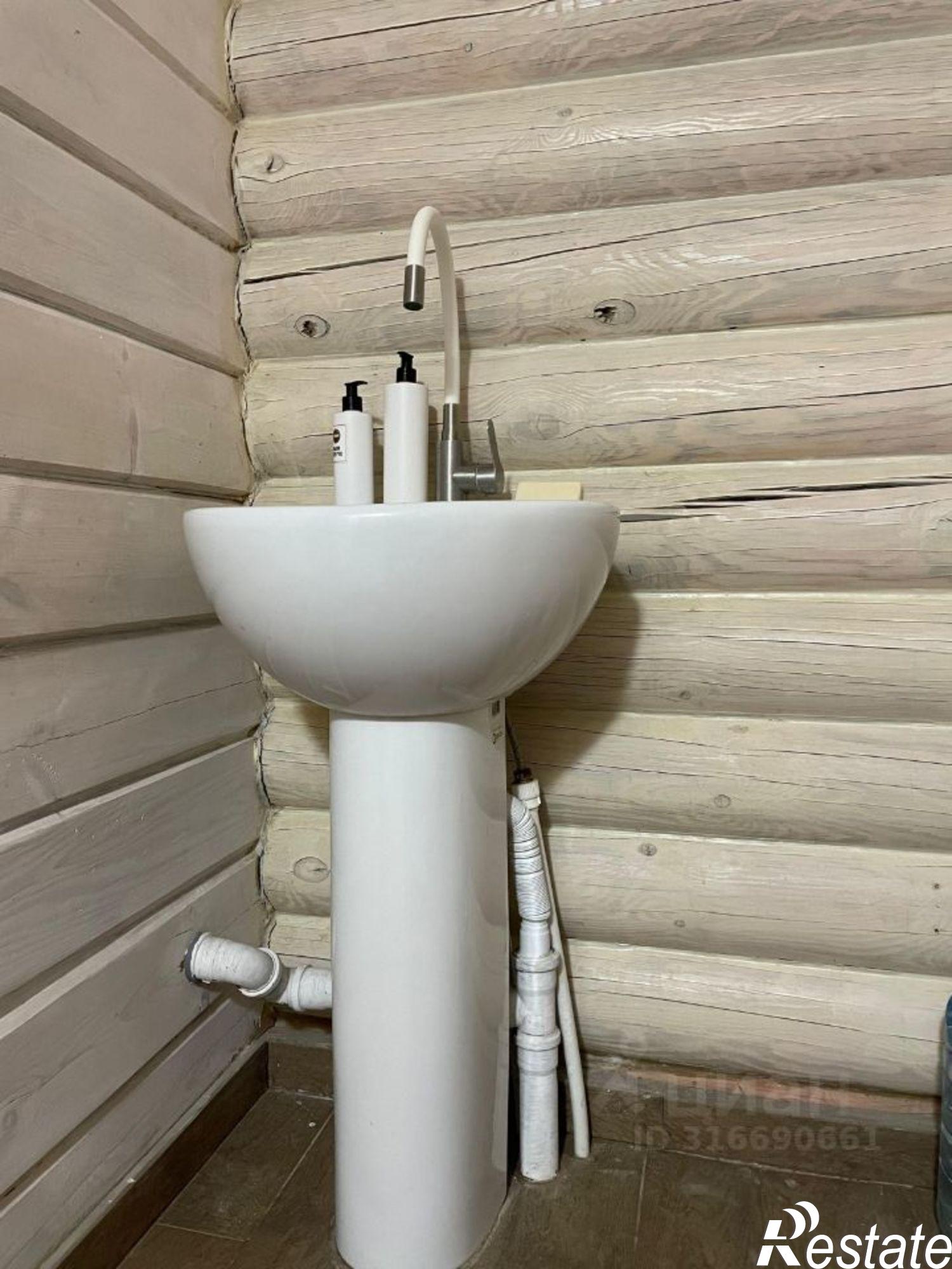 Сдать дачу, дом, коттедж за 35 000 рублей на Лазурная улица, 21В