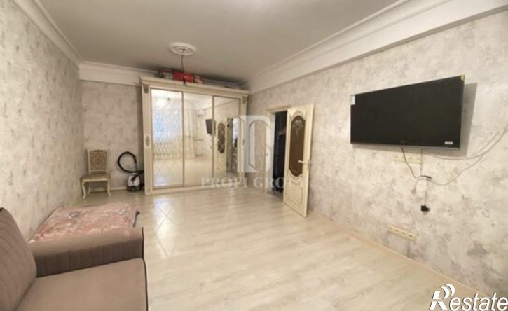 1-комн квартира проспект Насрутдинова, 63Д,  д. 63Д