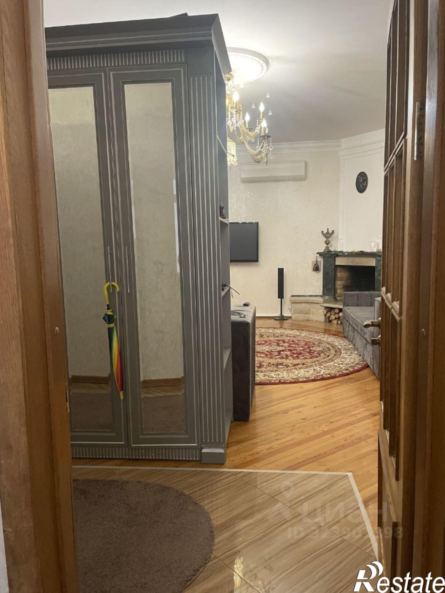 Купить дачу, дом, коттедж за 28 000 000 рублей на Гранитная 1-й проезд, 1