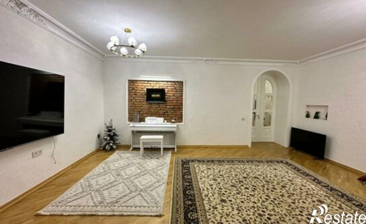 5-комн квартира ул Дахадаева, 15,  д. 15