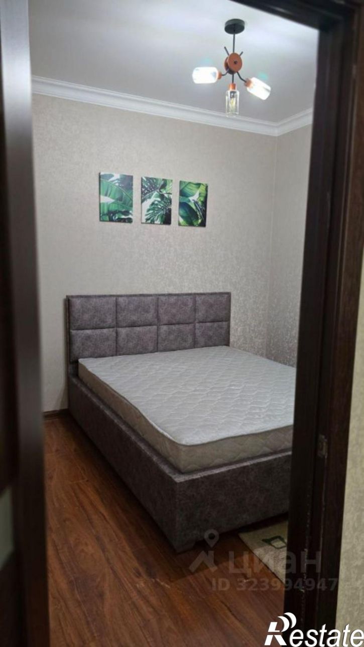 2-комн квартира улица Батырая, 136,  д. 136