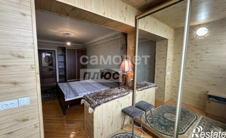 4-комн квартира пр-кт Амет-хана Султана, 10а,  д. 10а