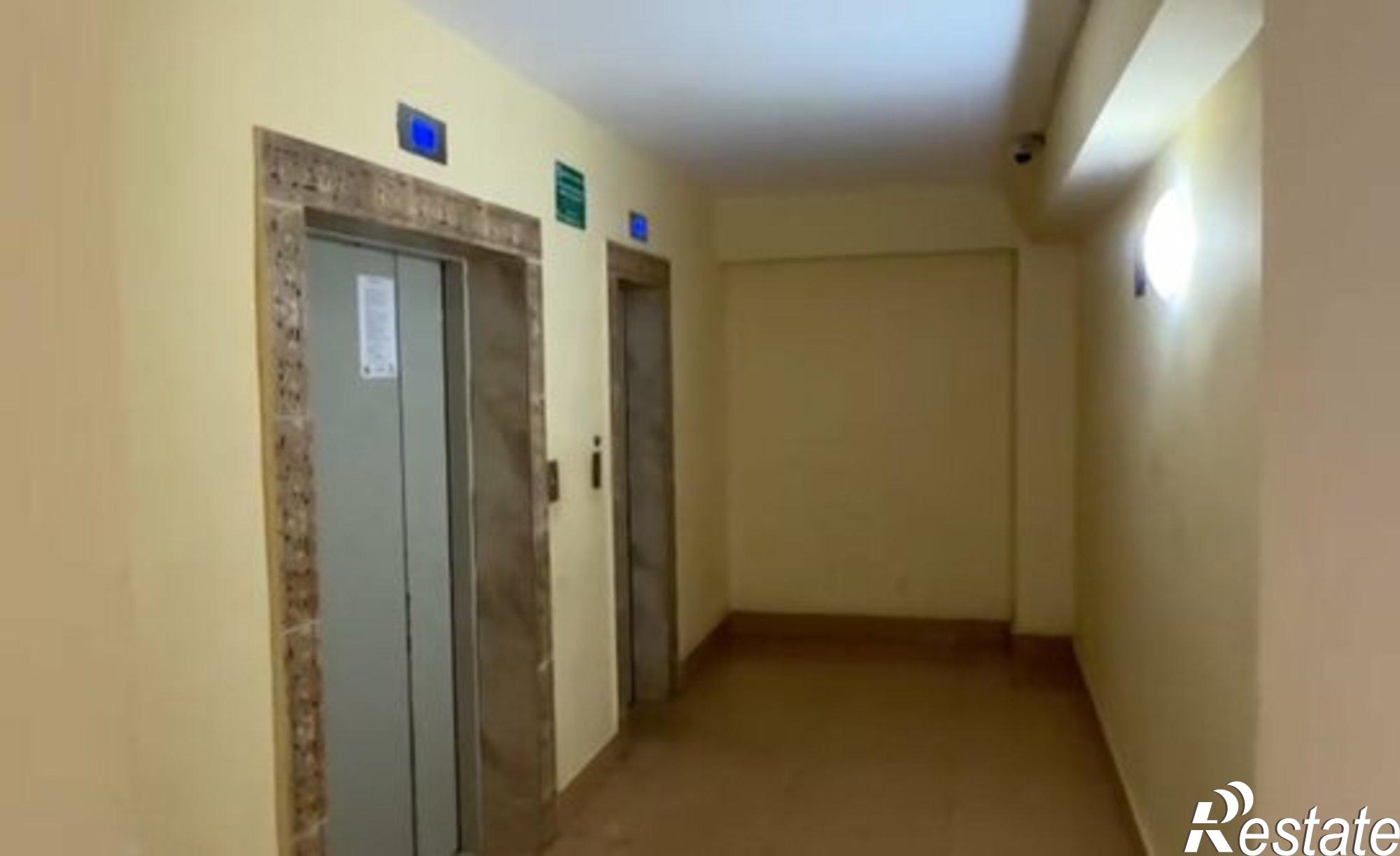 Купить квартиру за 15 000 000 рублей на ул Манташева, 134