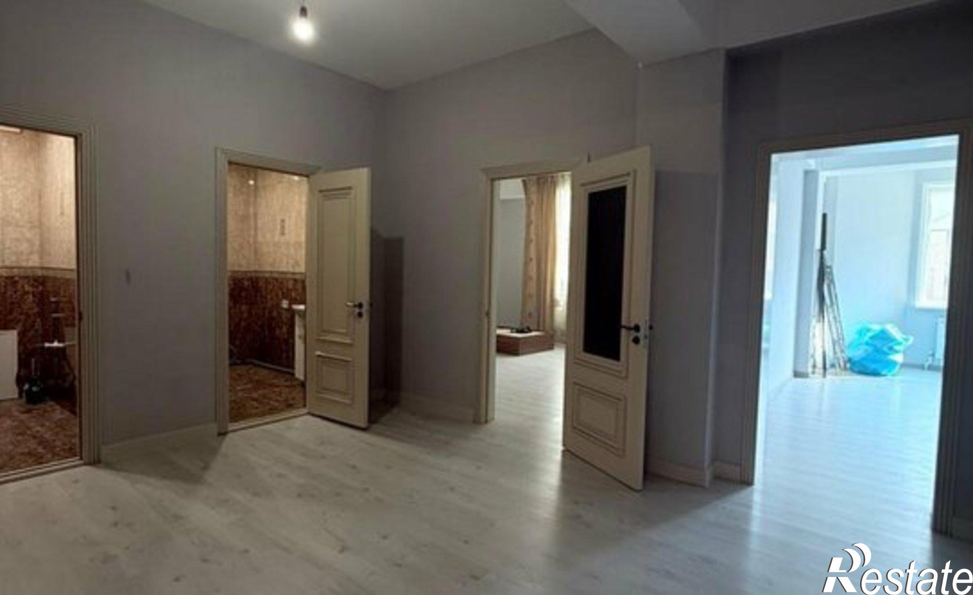 Купить квартиру за 15 000 000 рублей на ул Манташева, 134