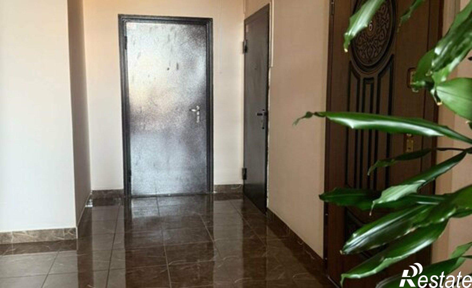 Купить квартиру за 15 000 000 рублей на ул Манташева, 134