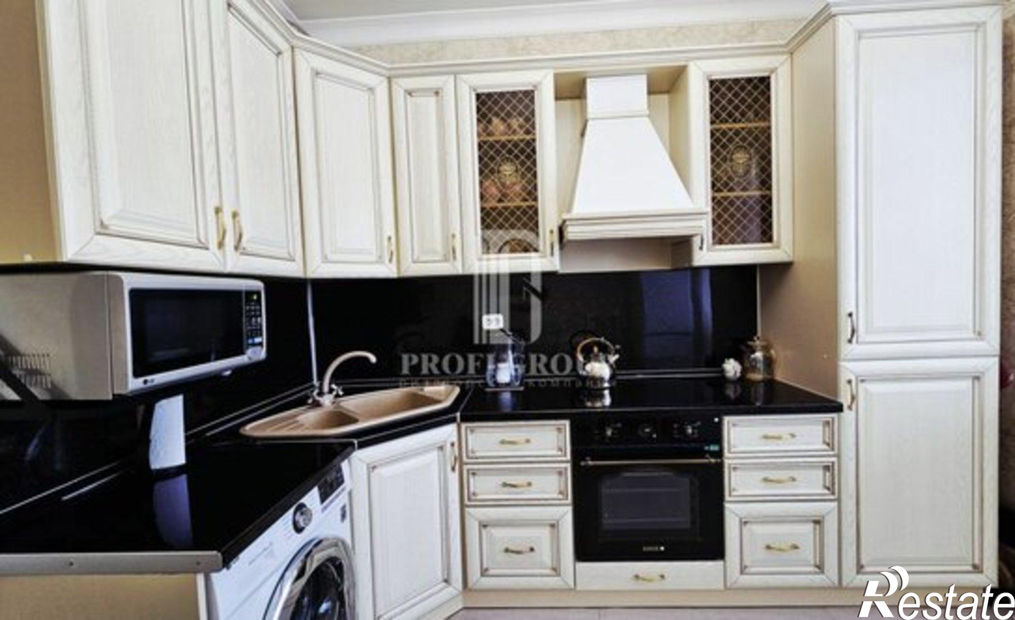 Купить квартиру за 9 680 000 рублей на ул Кадиева, 21