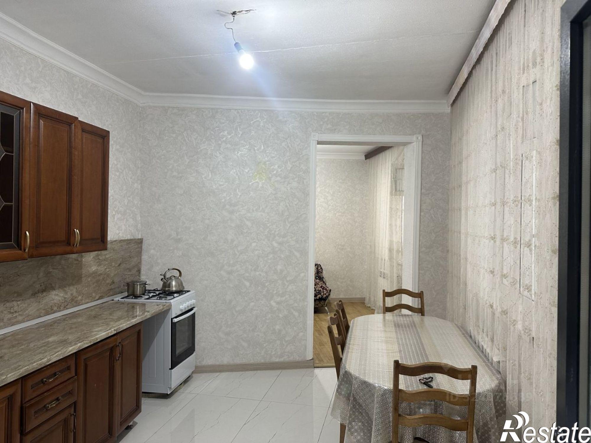 Сдать дачу, дом, коттедж за 35 000 рублей на улица Сулеймана Стальского, 75