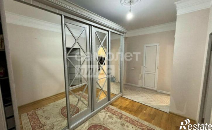 2-комн квартира ул Абдулхакима Исмаилова, 307,  д. 307