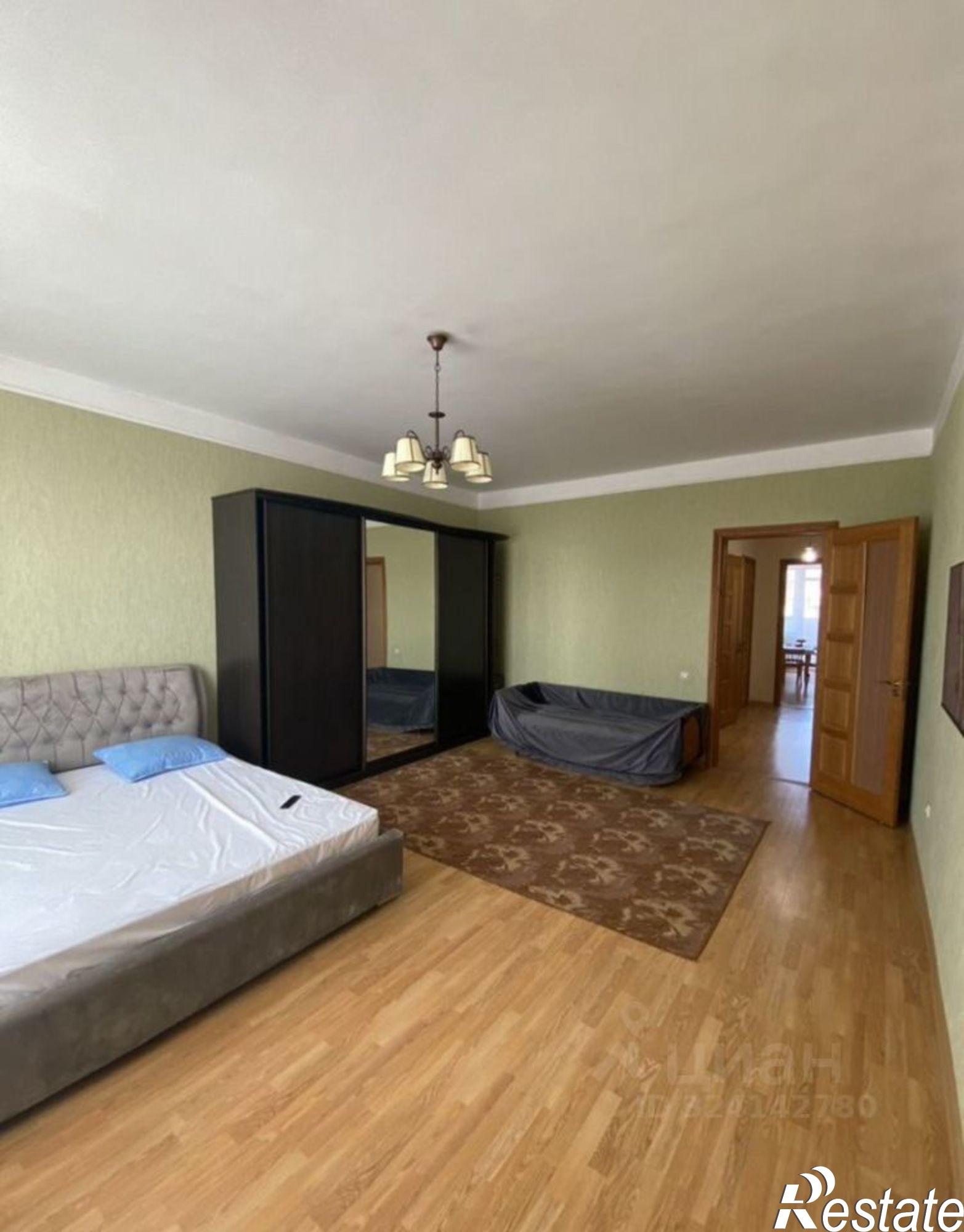 Сдать квартиру за 35 000 рублей на проспект Насрутдинова, 107