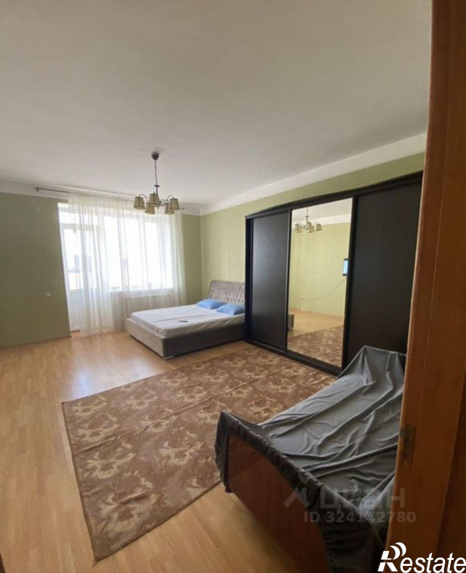 Сдать квартиру за 35 000 рублей на проспект Насрутдинова, 107