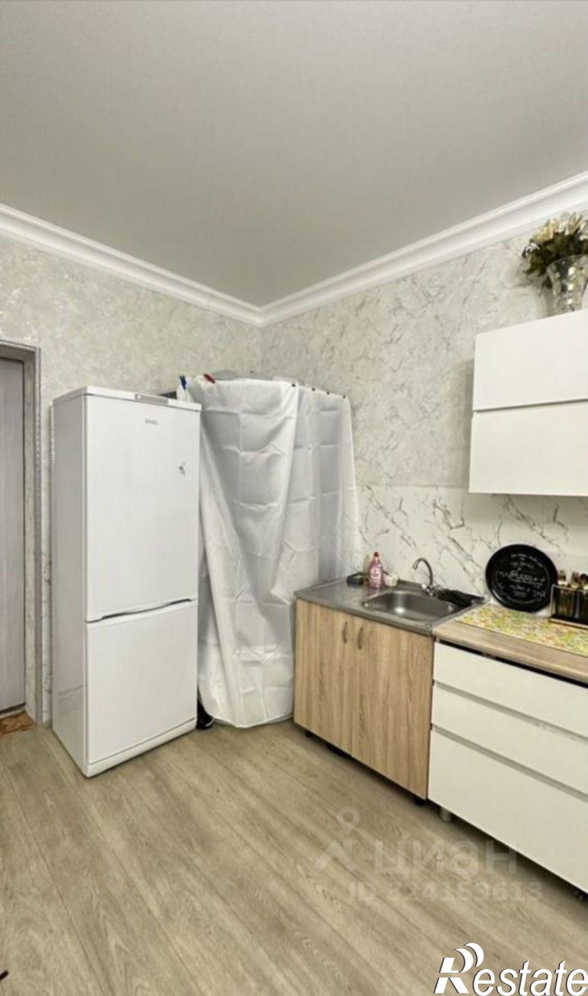 Сдать комнату за 20 000 рублей на проспект Али-Гаджи Акушинского, 80А