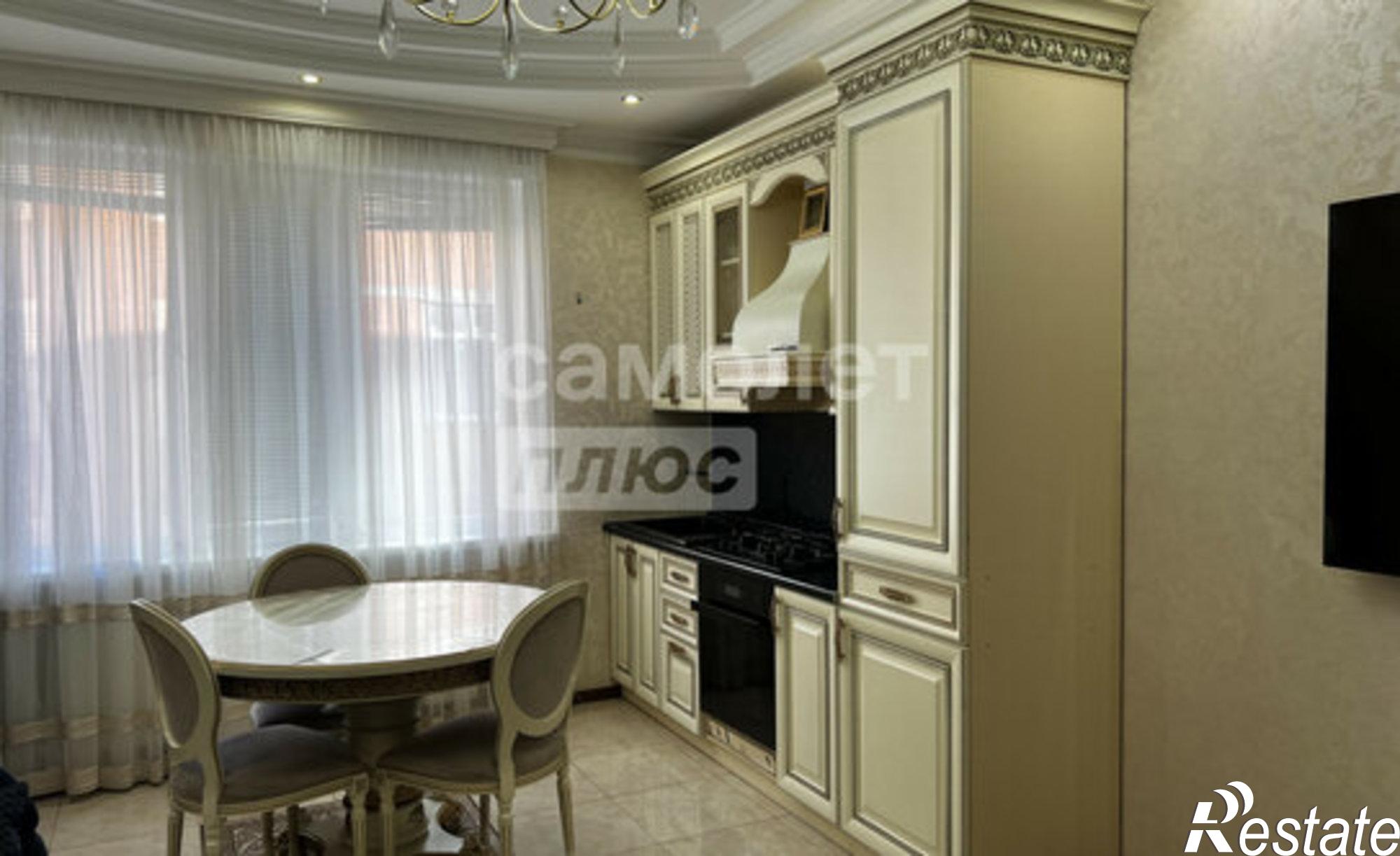 Купить квартиру за 7 849 000 рублей на Декоративная улица, 22А