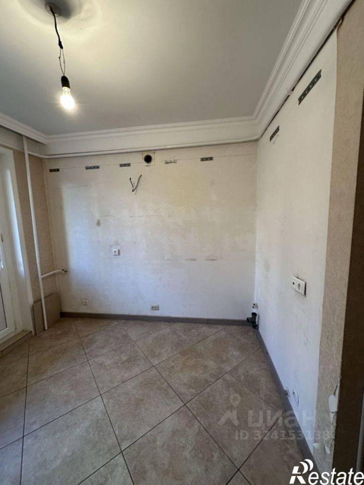 2-комн квартира проспект Али-Гаджи Акушинского, 90А,  д. 90А