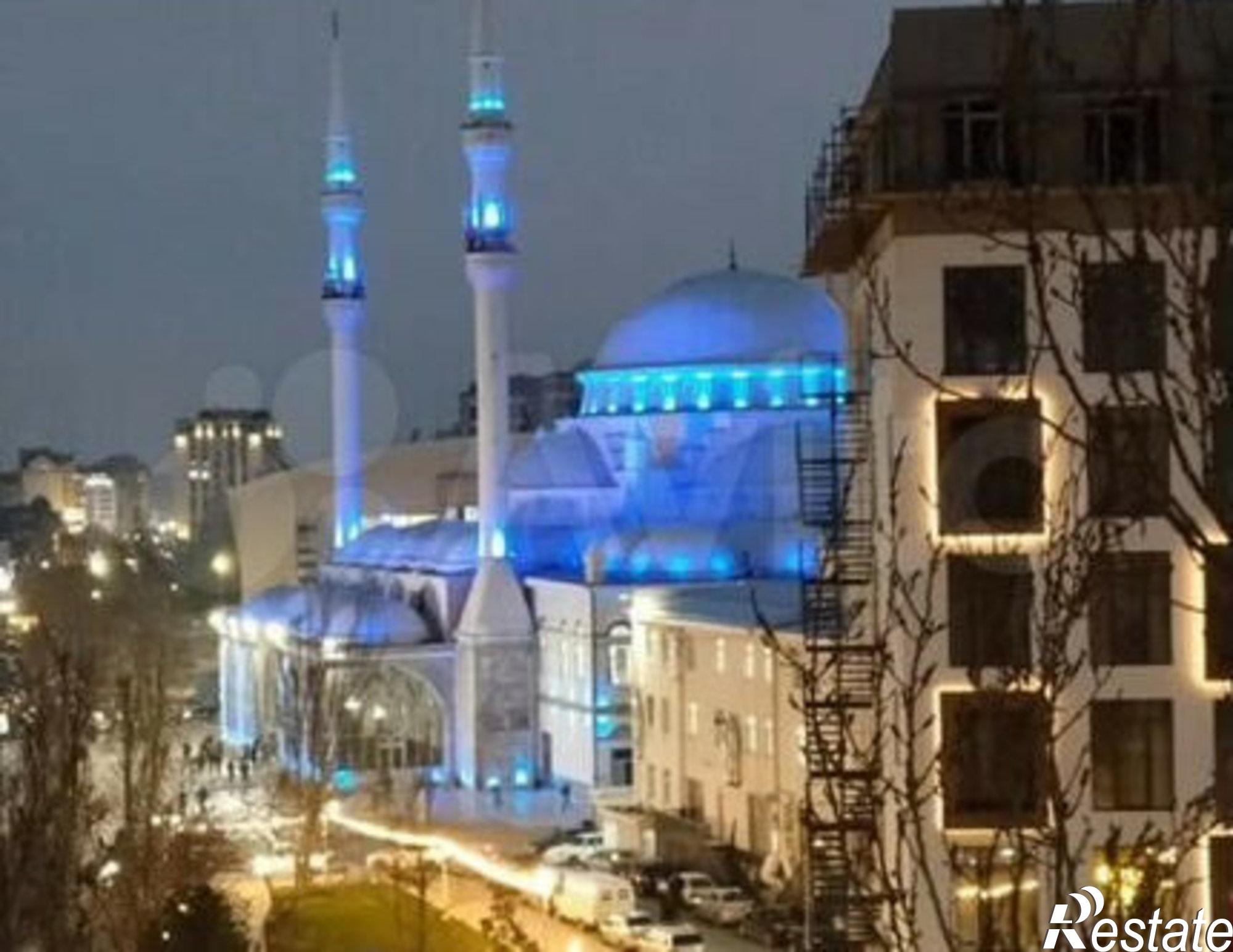 Купить квартиру за 12 500 000 рублей на улица Абубакарова, 98