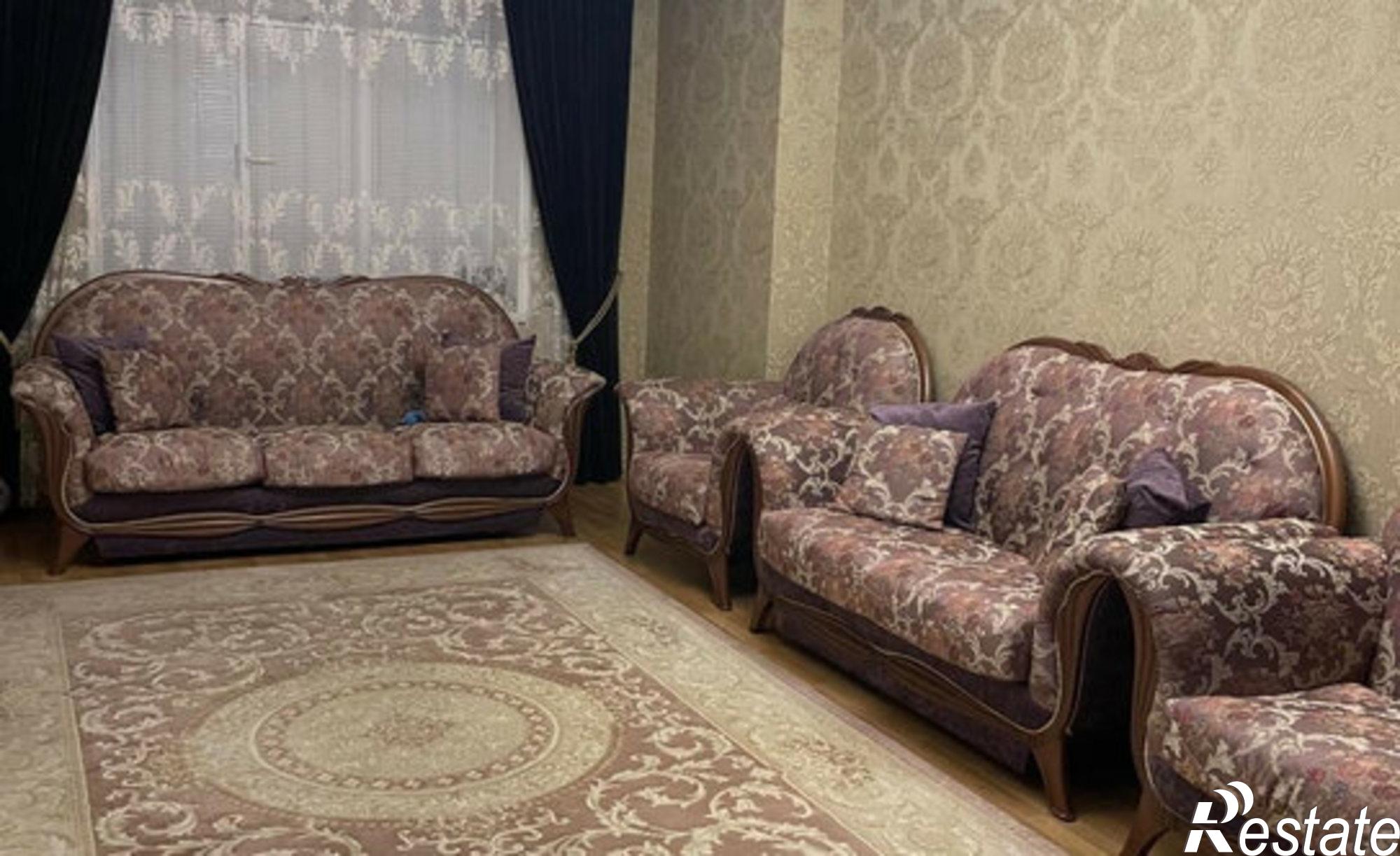 Купить квартиру за 15 000 000 рублей на ул Нахимова, 3г