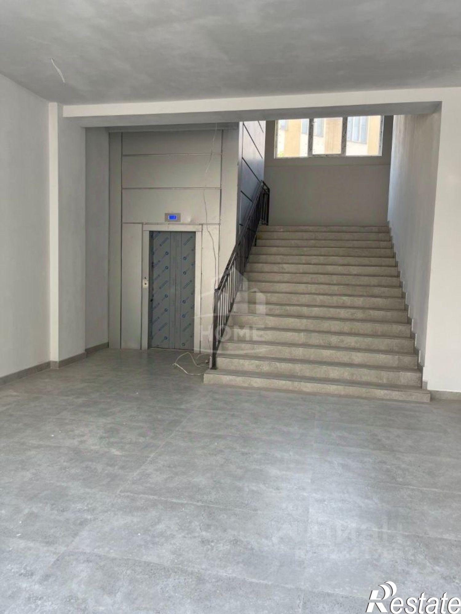 Купить квартиру за 10 332 000 рублей на улица Габитова, 19