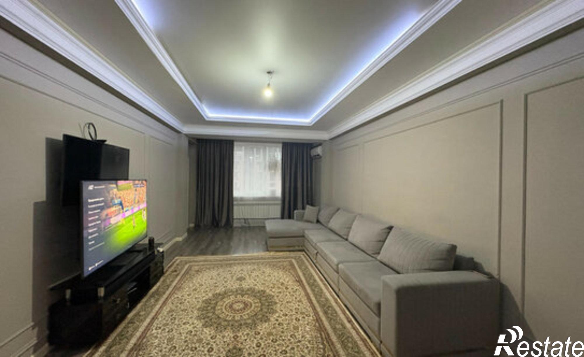 Купить квартиру за 15 000 000 рублей на ул Хивская, 7