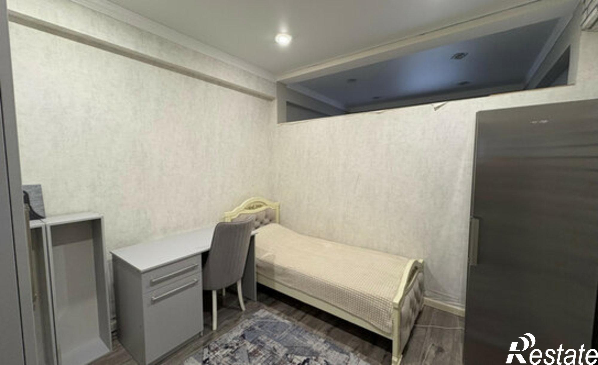 Купить квартиру за 15 000 000 рублей на ул Хивская, 7