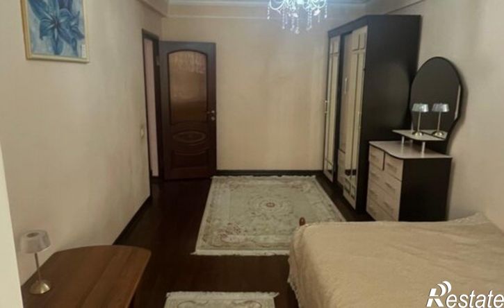 3-комн квартира проспект Имама Шамиля, 81,  д. 81