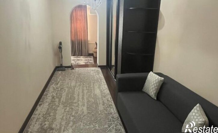 3-комн квартира проспект Имама Шамиля, 81,  д. 81