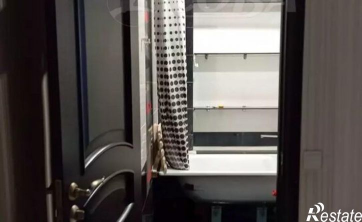 4-комн квартира улица Магомета Гаджиева, 204,  д. 204