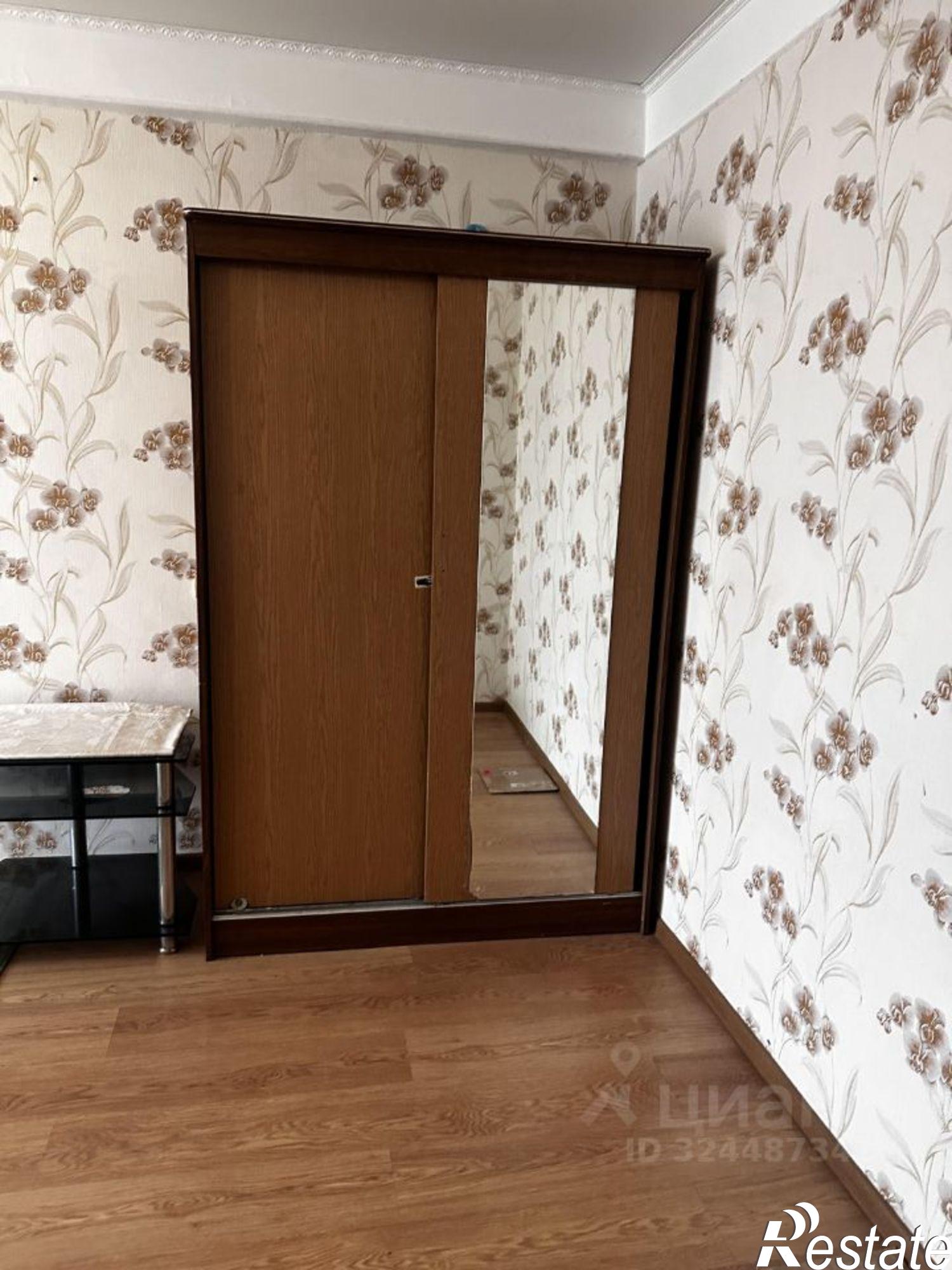 Сдать квартиру за 25 000 рублей на пр-кт Петра 1, 83